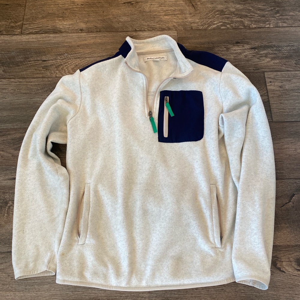 Amazon’s Essentials 3/4 Pullover